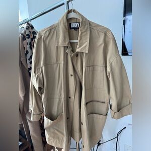 DKNY tan utility half trench - vintage